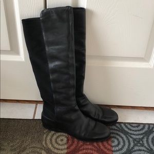 Leather boot